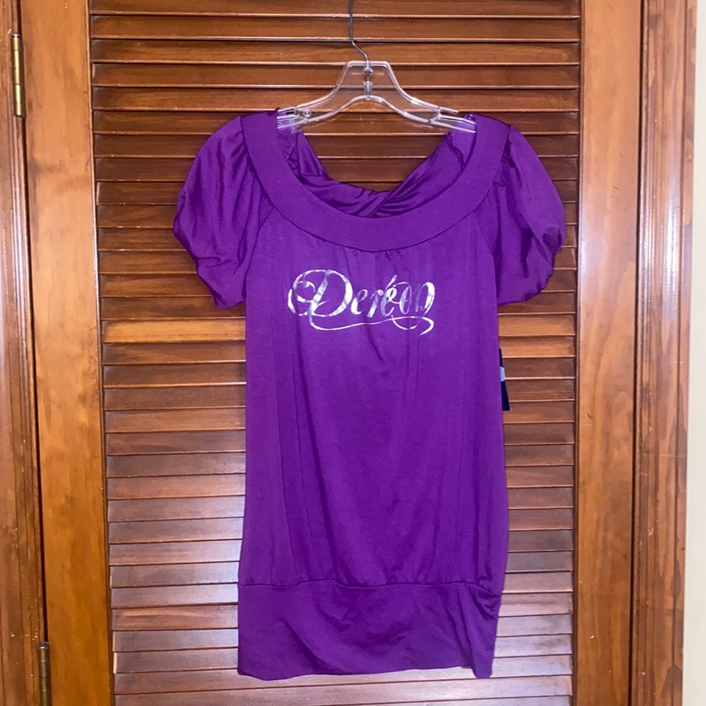 NEW Dereon Top